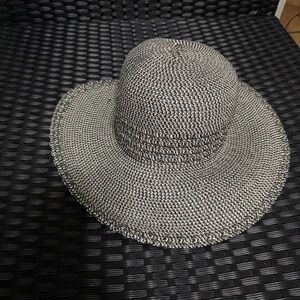 Nine West Black and White Women's Sun Hat
